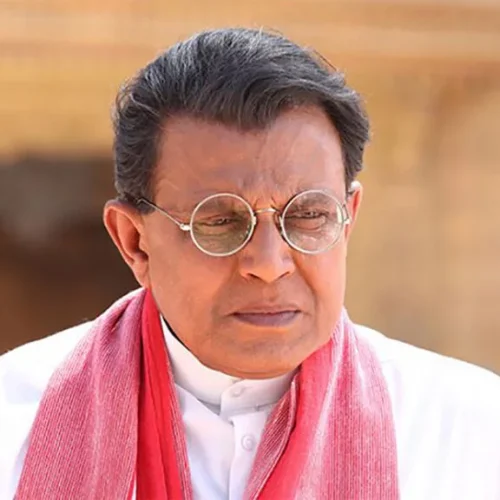 Mithun Chakraborty Biography Height, Age, Wife, Children, Family & More