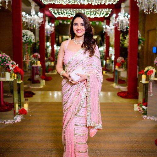 Jasmin Bhasin Biography Height, Age, Boyfriend, Family, & More