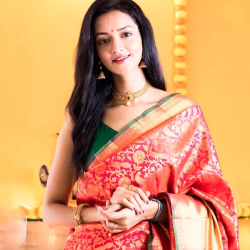 Shanvi Srivastava Biography